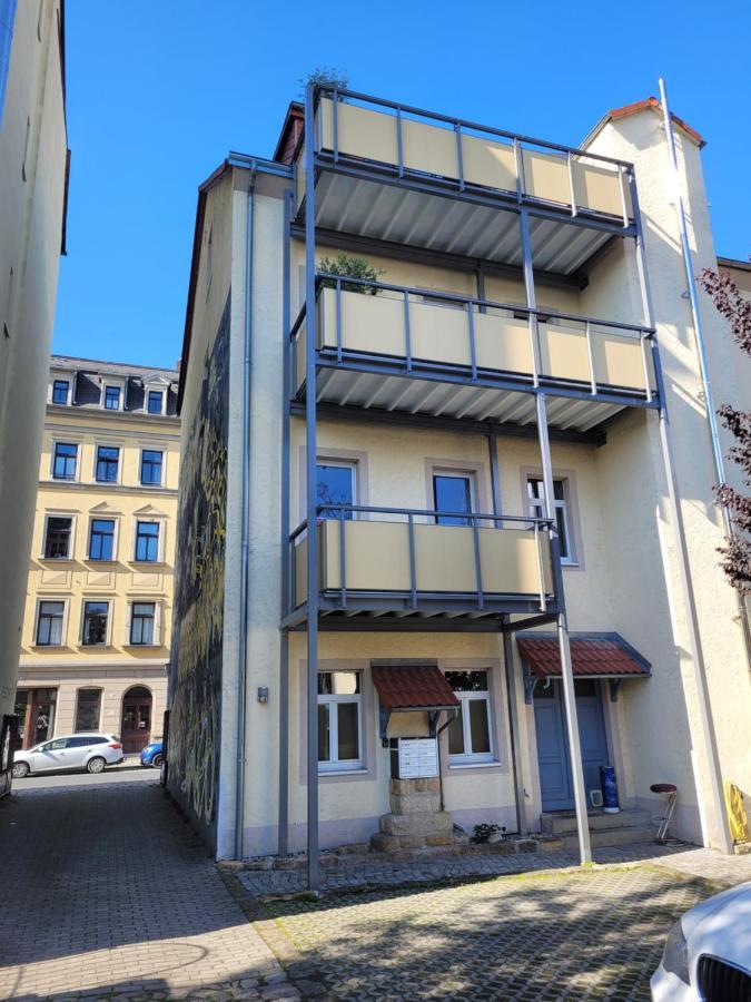 Ferienwohnung Oder Studio Dresden-Neustadt Inkl Parkplatz Mit Balkon Oder Terrasse Dış mekan fotoğraf