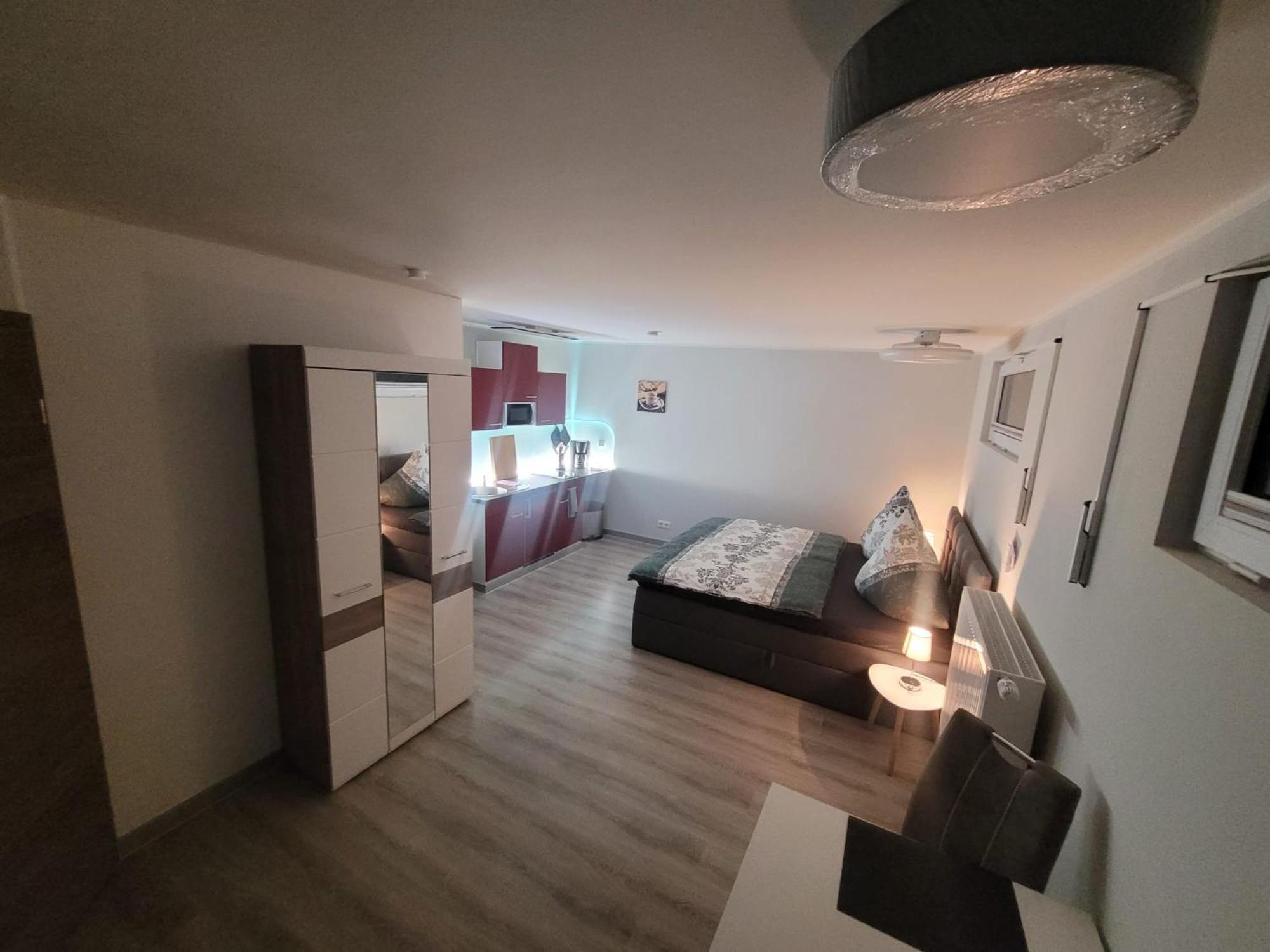 Ferienwohnung Oder Studio Dresden-Neustadt Inkl Parkplatz Mit Balkon Oder Terrasse Dış mekan fotoğraf