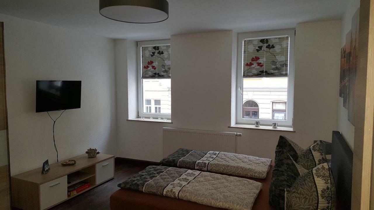 Ferienwohnung Oder Studio Dresden-Neustadt Inkl Parkplatz Mit Balkon Oder Terrasse Dış mekan fotoğraf