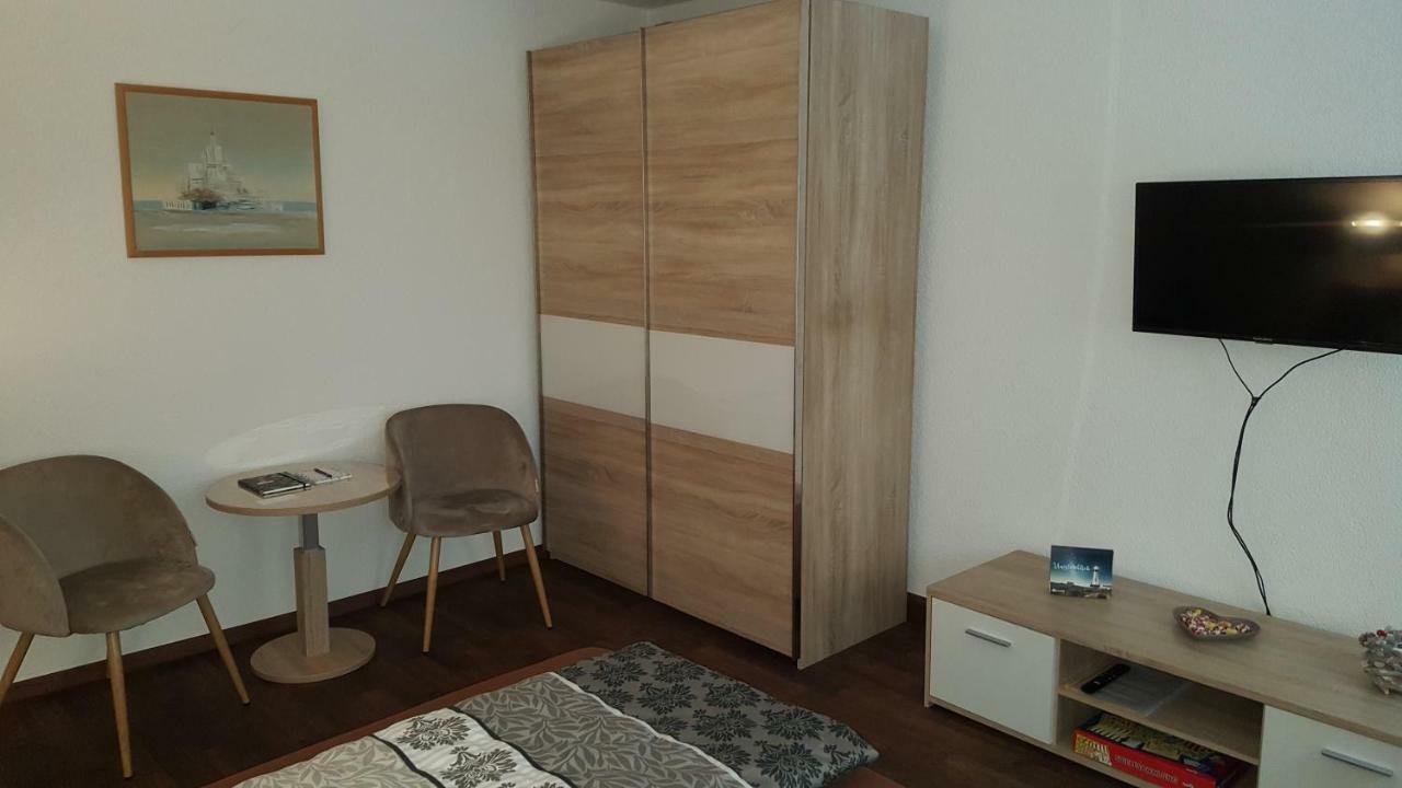 Ferienwohnung Oder Studio Dresden-Neustadt Inkl Parkplatz Mit Balkon Oder Terrasse Dış mekan fotoğraf